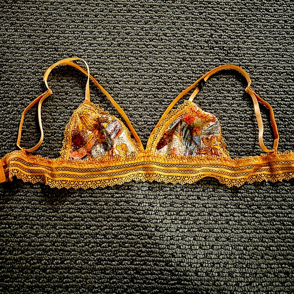Victoria’s Secret Bralette